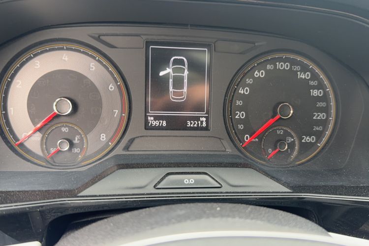 Used Volkswagen Lavida 2019 1.5L Automatic Vision Edition China VI Standard Odometer Close Up