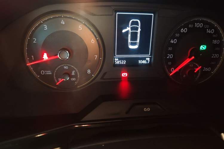 Used Volkswagen Lavida 2019 280TSI DSG Comfort Edition China VI standard Odometer Close Up