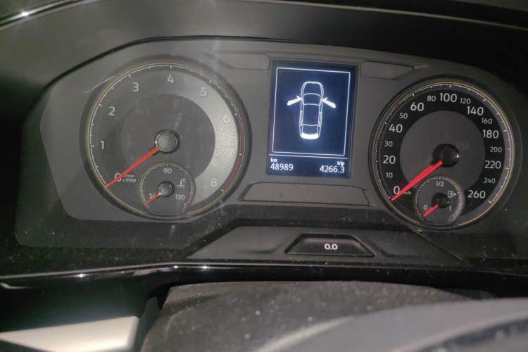 Used Volkswagen Lavida 2019 280TSI DSG Luxury Edition China VI Standard Odometer Close Up