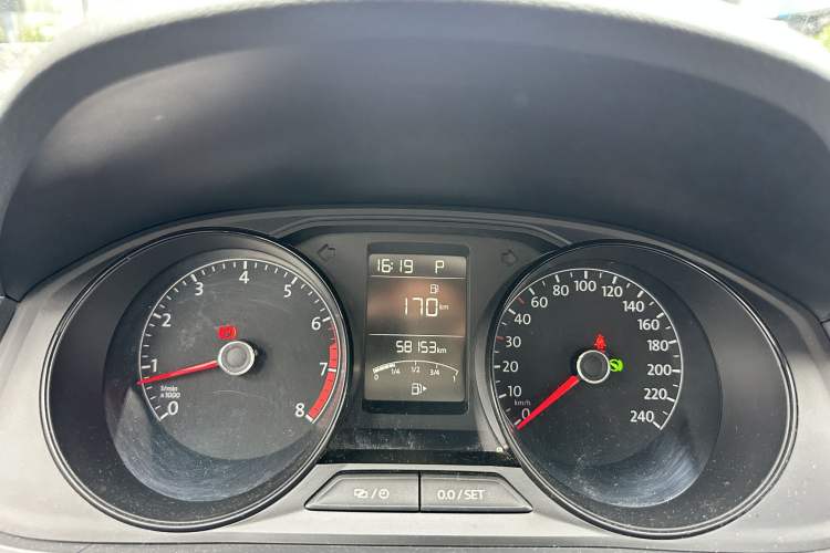 Used Volkswagen Lavida 2019 Lavida Start 1.5L Automatic Trendy Version China VI Standard Odometer Close Up