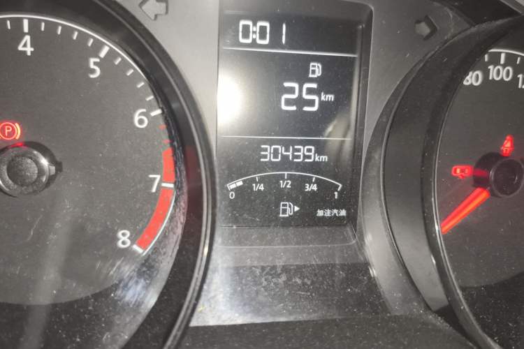 Used Volkswagen Lavida 2019 Lavida Start 1.5L Manual Fashion Edition China VI Standard Odometer Close Up