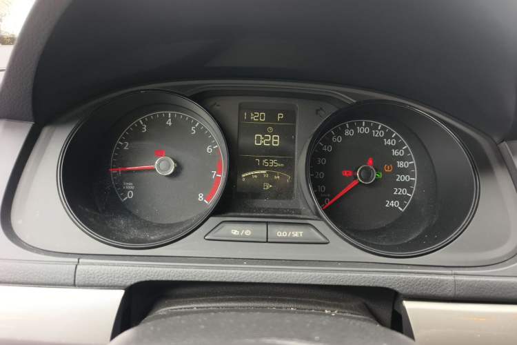 Used Volkswagen Lavida 2019 Lavida Start 1.5L Automatic Trendy Version China VI Standard Odometer Close Up