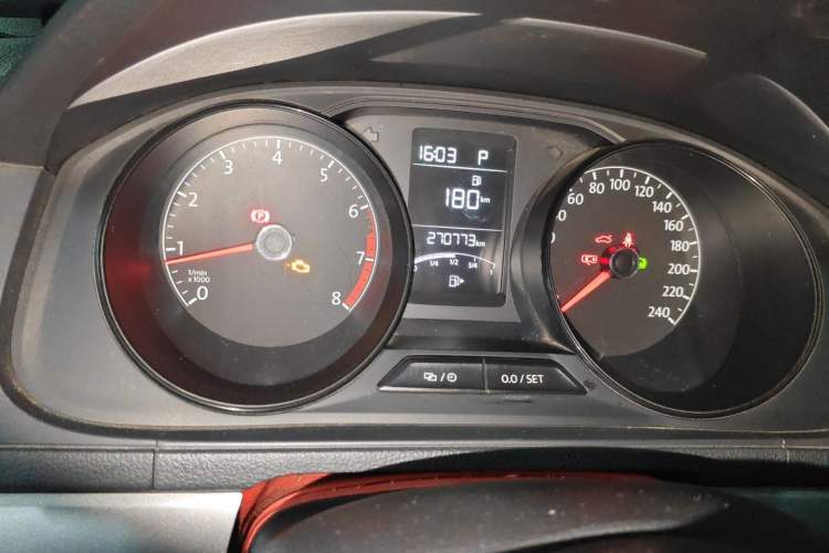 Used Volkswagen Lavida 2019 Lavida Start 1.5L Automatic Trendy Version China VI Standard Odometer Close Up