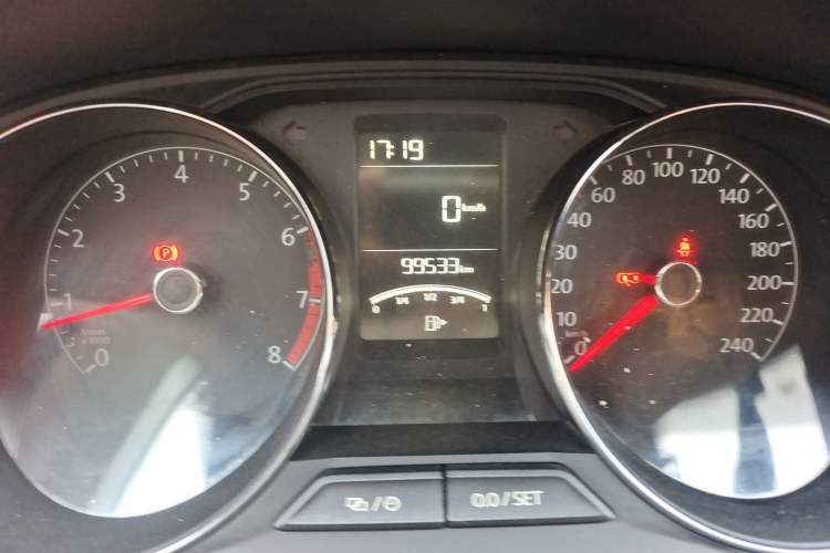 Used Volkswagen Lavida 2019 Lavida Start 1.5L Manual Comfort Edition China VI Standard Odometer Close Up