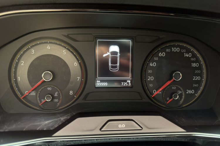 Used Volkswagen Lavida 2019 280TSI DSG Comfort Edition China VI standard Odometer Close Up