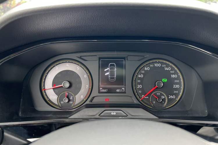 Used Volkswagen Lavida 2019 280TSI DSG Comfort Edition China VI standard Odometer Close Up