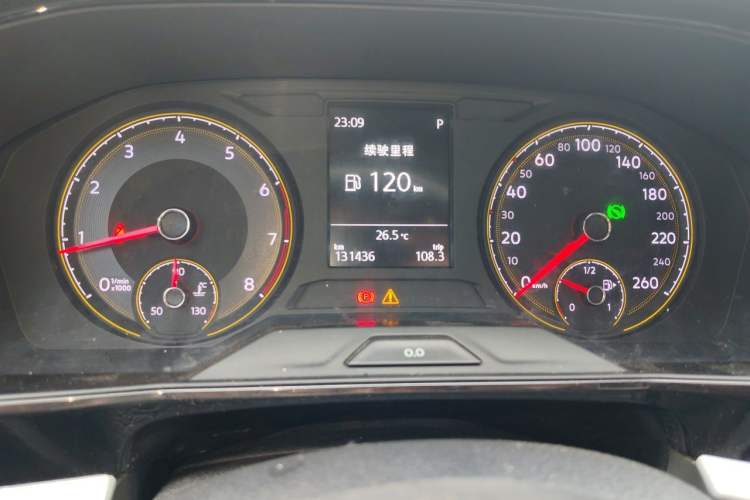 Used Volkswagen Lavida 2019 1.5L Automatic Comfort Edition China VI Standard Odometer Close Up