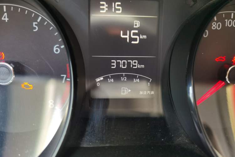 Used Volkswagen Lavida 2019 1.5L Manual Fashion Edition China VI Standard Odometer Close Up