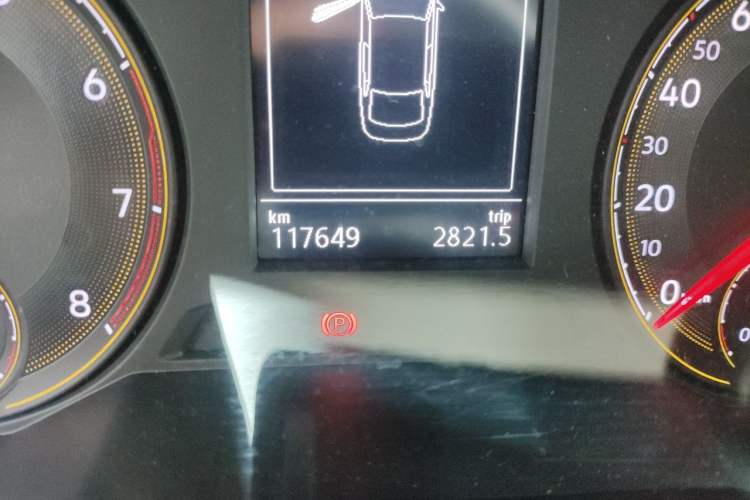 Used Volkswagen Lavida 2019 280TSI DSG Comfort Edition China VI standard Odometer Close Up
