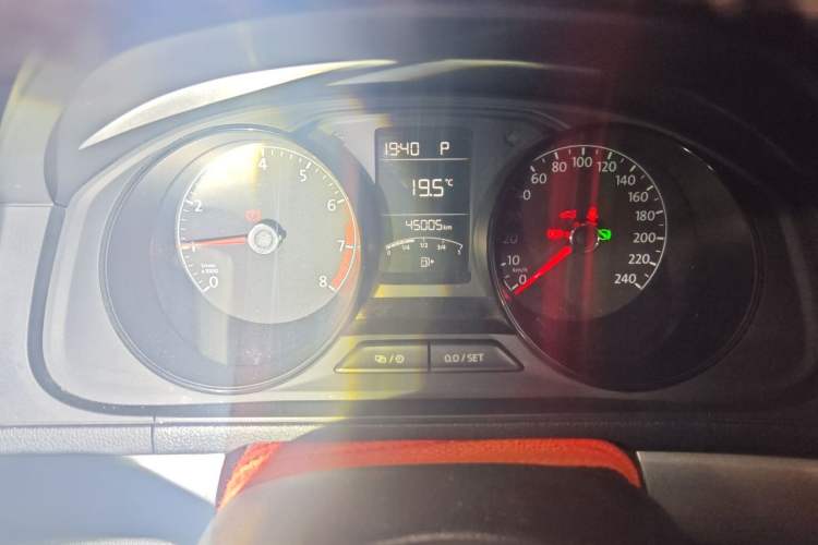 Used Volkswagen Lavida 2019 Lavida Start 1.5L Automatic Trendy Version China VI Standard Odometer Close Up