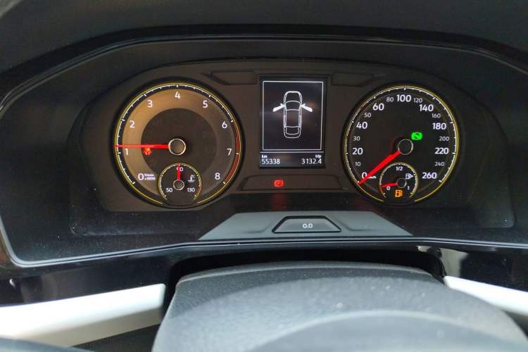 Used Volkswagen Lavida 2019 280TSI DSG Comfort Edition China VI standard Odometer Close Up