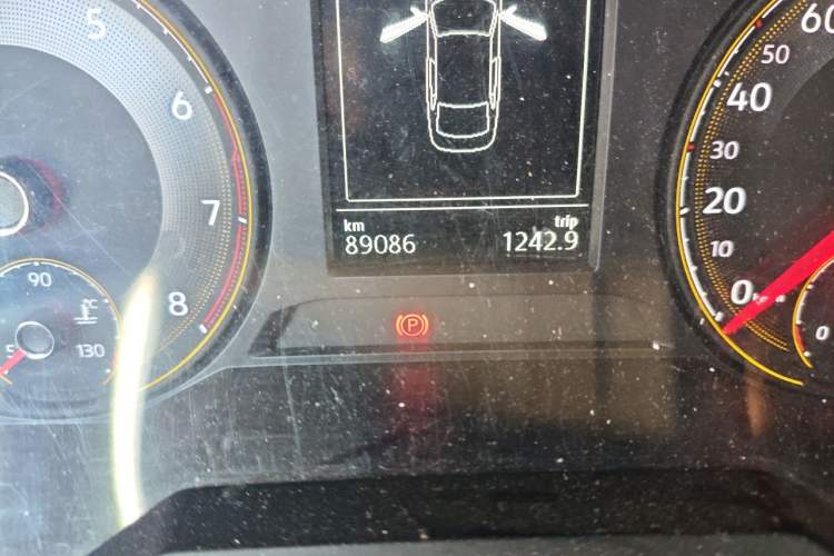 Used Volkswagen Lavida 2019 1.5L Automatic Vision Edition China VI Standard Odometer Close Up