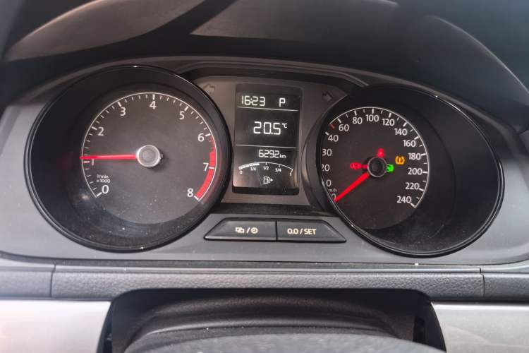 Used Volkswagen Lavida 2019 Lavida Start 1.5L Automatic Trendy Version China VI Standard Odometer Close Up