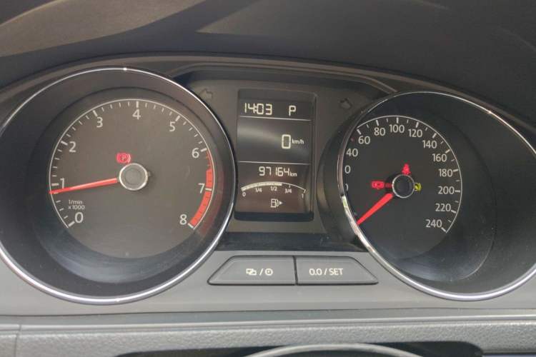 Used Volkswagen Lavida 2019 Lavida Start 1.5L Automatic Comfort Edition China VI Standard Odometer Close Up