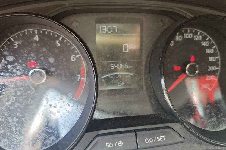Used Volkswagen Lavida 2019 Lavida Start 1.5L Manual Fashion Edition China VI Standard Odometer Close Up