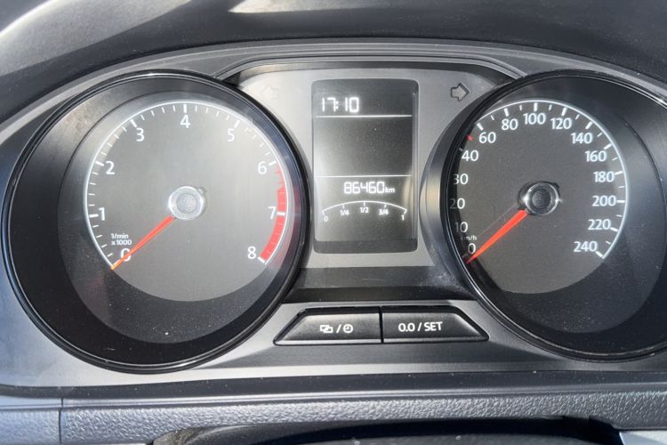 Used Volkswagen Lavida 2019 Lavida Start 1.5L Manual Fashion Edition China VI Standard Odometer Close Up