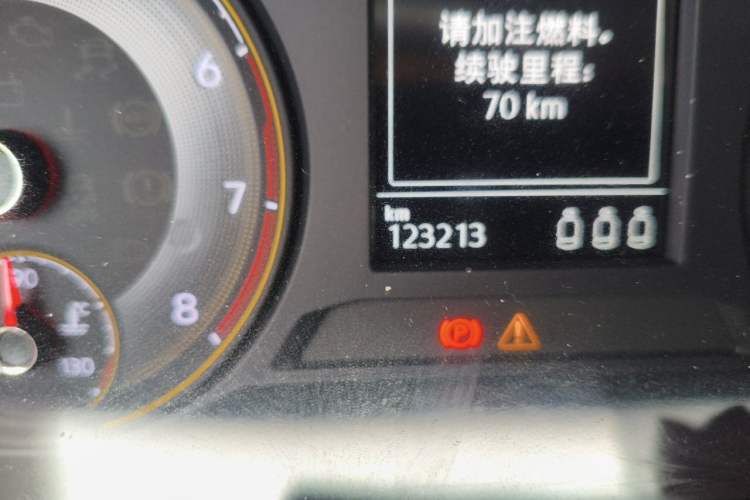 Used Volkswagen Lavida 2019 1.5L Automatic Comfort Edition China VI Standard Odometer Close Up