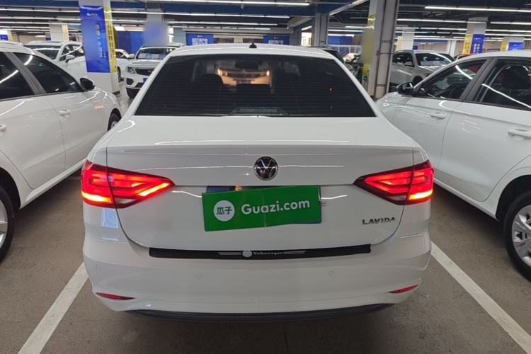 Used Volkswagen Lavida 2019 Lavida Start 1.5L Manual Fashion Edition China VI Standard Rear