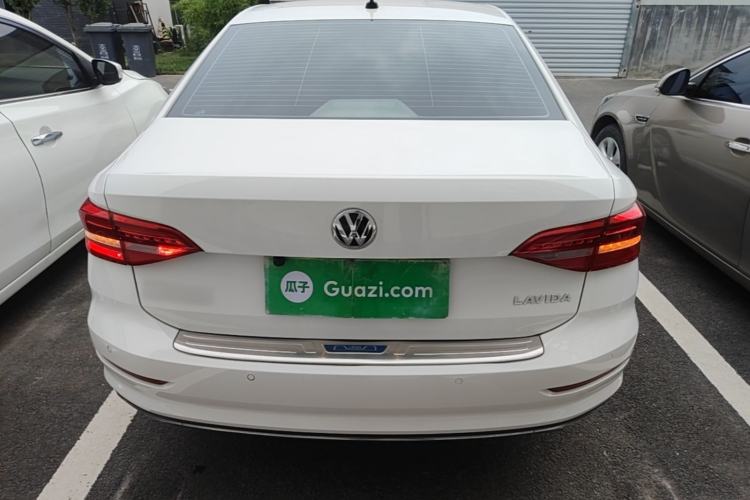Used Volkswagen Lavida 2019 1.5L Automatic Comfort Edition China VI Standard Rear
