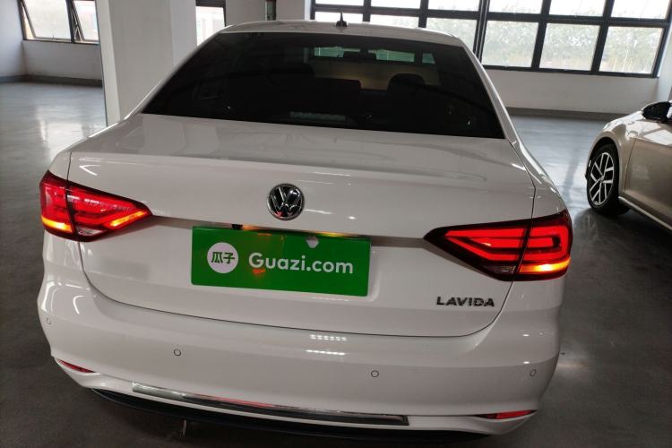 Used Volkswagen Lavida 2019 Lavida Start 1.5L Automatic Trendy Version China VI Standard Rear