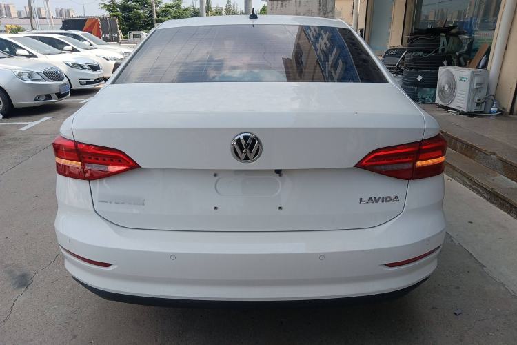 Used Volkswagen Lavida 2019 1.5L Automatic Fashion Edition China VI Rear