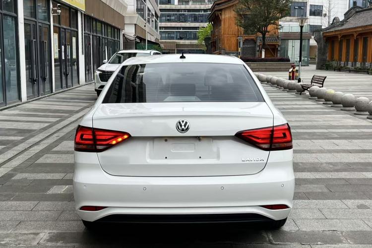 Used Volkswagen Lavida 2019 Lavida Start 1.5L Manual Fashion Edition China VI Standard Rear