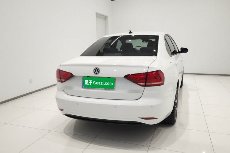 Used Volkswagen Lavida 2019 Lavida Start 1.5L Manual Fashion Edition China VI Standard Rear