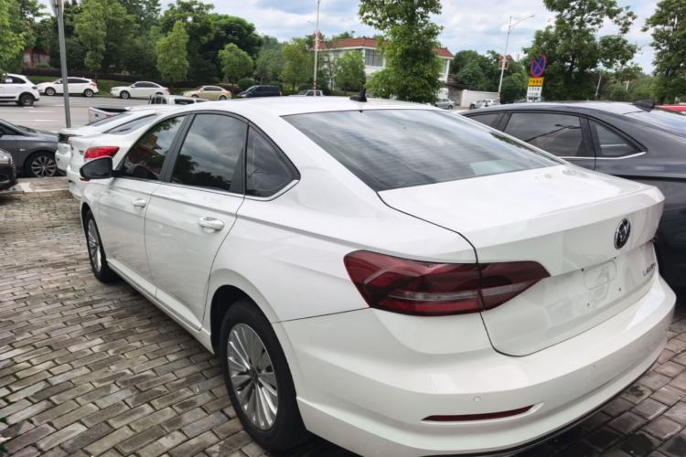 Used Volkswagen Lavida 2019 1.5L Automatic Comfort Edition China VI Standard Rear Left 45 Deg