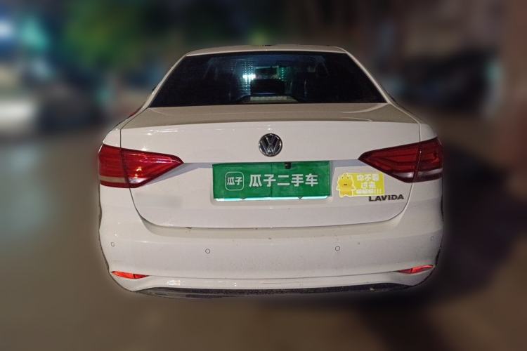 Used Volkswagen Lavida 2019 Lavida Start 1.5L Manual Fashion Edition China VI Standard Rear