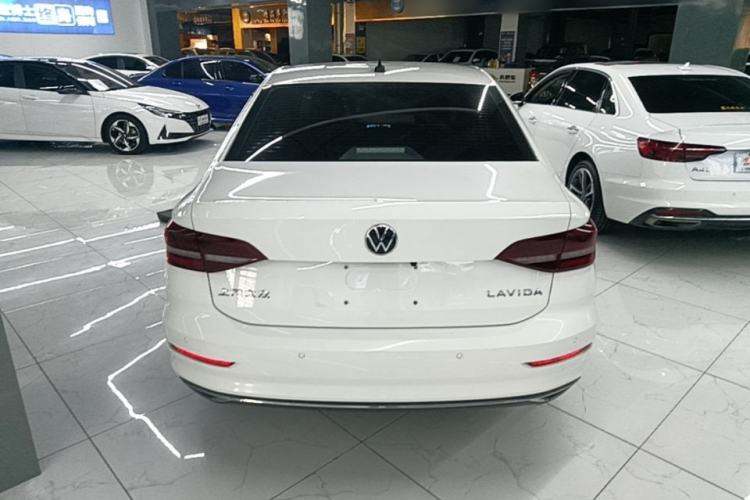 Used Volkswagen Lavida 2019 1.5L Automatic Comfort Edition China VI Standard Rear