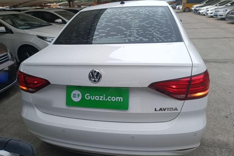Used Volkswagen Lavida 2019 Lavida Start 1.5L Manual Fashion Edition China VI Standard Rear