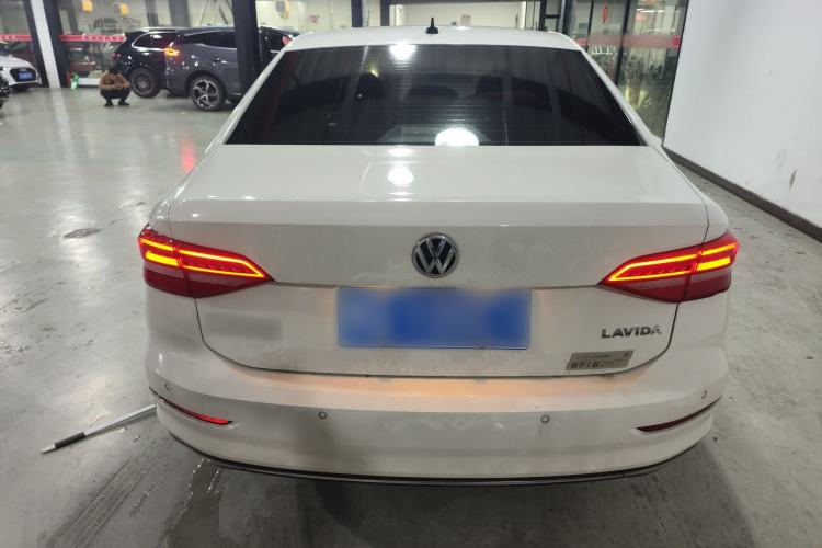 Used Volkswagen Lavida 2019 1.5L Automatic Comfort Edition China VI Standard Rear