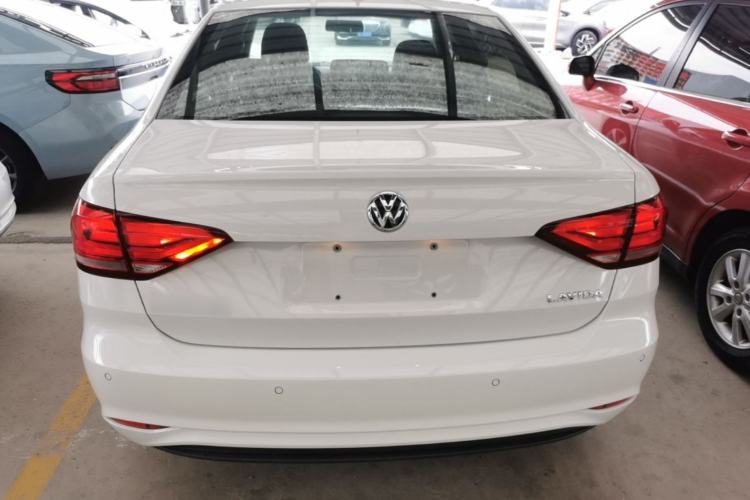 Used Volkswagen Lavida 2019 Lavida Start 1.5L Automatic Trendy Version China VI Standard Rear