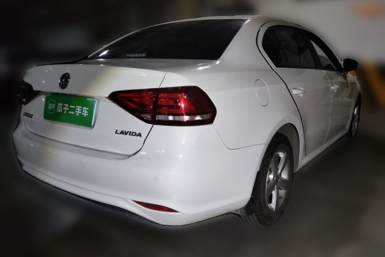 Used Volkswagen Lavida 2019 Lavida Start 1.5L Manual Fashion Edition China VI Standard Rear Right 45 Deg