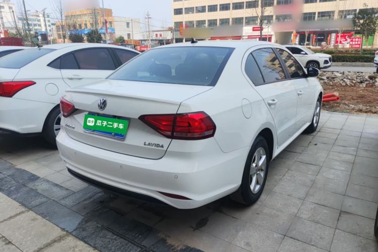 Used Volkswagen Lavida 2019 Lavida Start 1.5L Manual Fashion Edition China VI Standard Rear Right 45 Deg