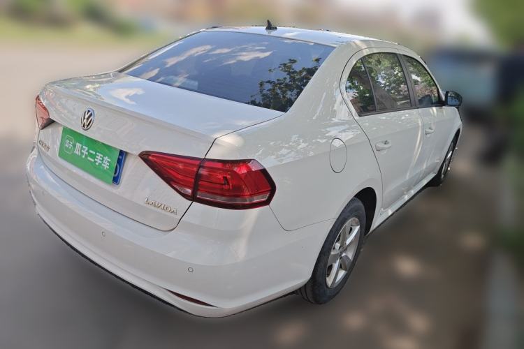 Used Volkswagen Lavida 2019 Lavida Start 1.5L Manual Fashion Edition China VI Standard Rear Right 45 Deg