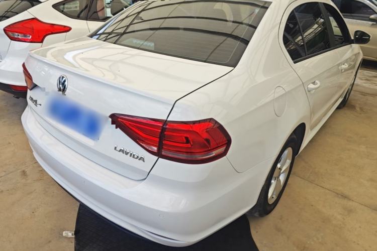 Used Volkswagen Lavida 2019 Lavida Start 1.5L Manual Fashion Edition China VI Standard Rear Right 45 Deg