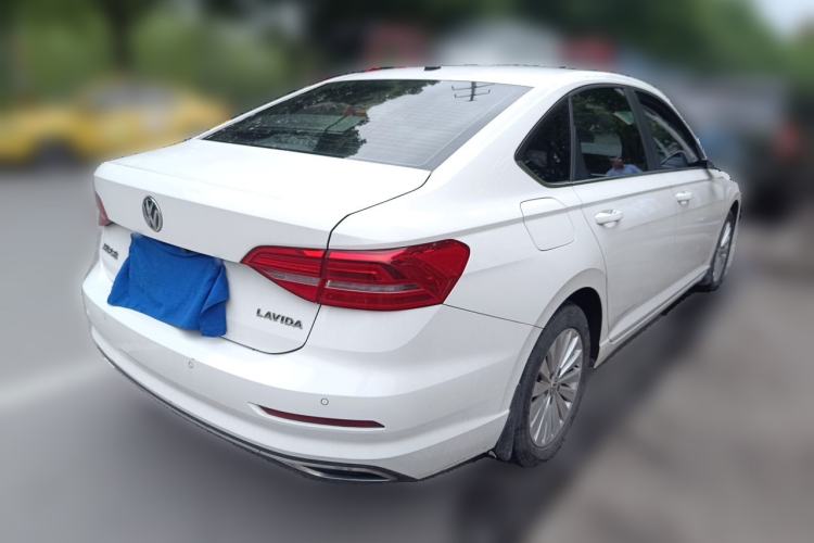 Used Volkswagen Lavida 2019 1.5L Automatic Comfort Edition China VI Standard Rear Right 45 Deg
