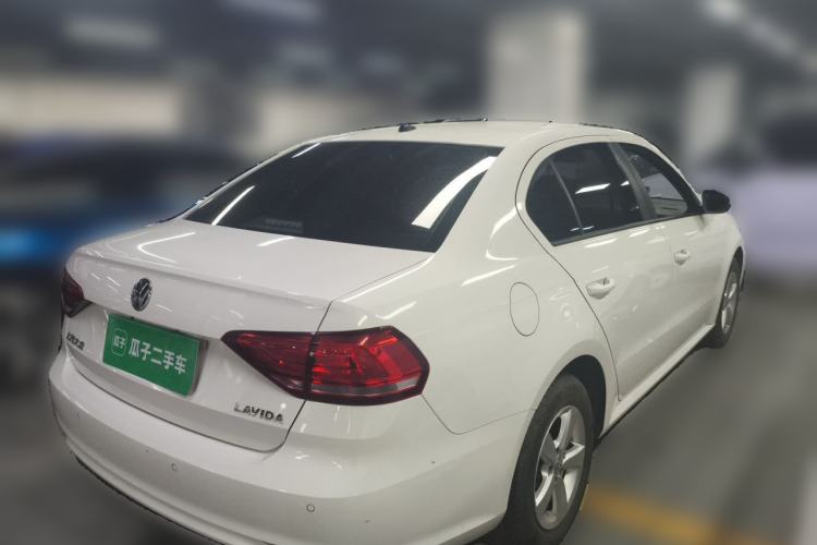 Used Volkswagen Lavida 2019 Lavida Start 1.5L Manual Fashion Edition China VI Standard Rear Right 45 Deg