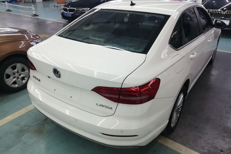 Used Volkswagen Lavida 2019 1.5L Automatic Comfort Edition China VI Standard Rear Right 45 Deg