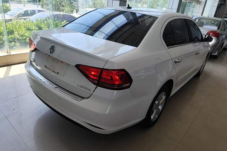 Used Volkswagen Lavida 2019 Lavida Start 1.5L Manual Fashion Edition China VI Standard Rear Right 45 Deg