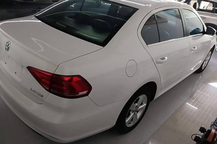 Used Volkswagen Lavida 2019 Lavida Start 1.5L Automatic Trendy Version China VI Standard Rear Right 45 Deg
