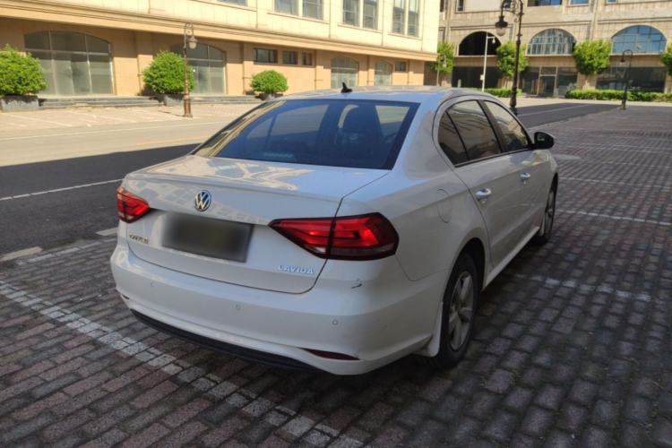 Used Volkswagen Lavida 2019 Lavida Start 1.5L Manual Fashion Edition China VI Standard Rear Right 45 Deg