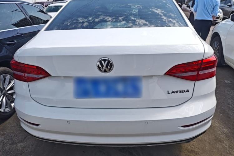 Used Volkswagen Lavida 2019 1.5L Automatic Comfort Edition China VI Standard Rear