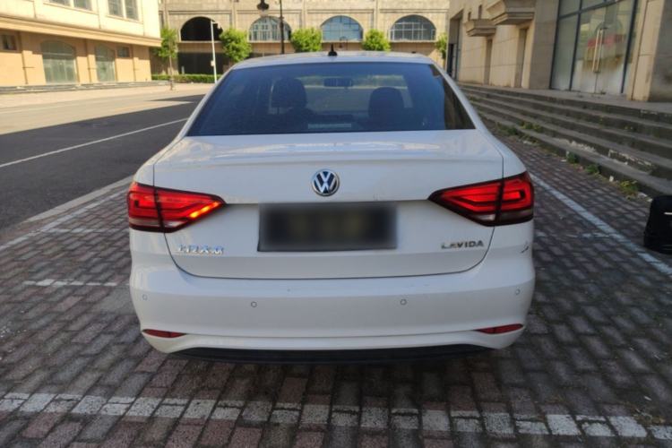 Used Volkswagen Lavida 2019 Lavida Start 1.5L Manual Fashion Edition China VI Standard Rear