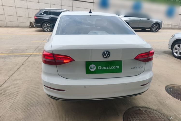 Used Volkswagen Lavida 2019 1.5L Automatic Comfort Edition China VI Standard Rear