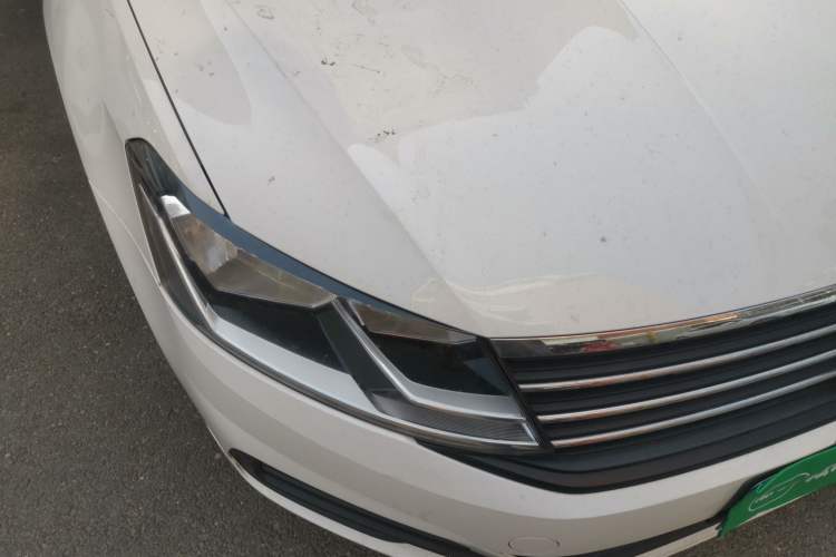 Used Volkswagen Lavida 2019 Lavida Start 1.5L Automatic Trendy Version China VI Standard Right Front Headlight
