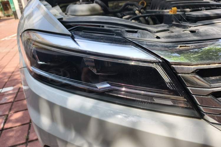 Used Volkswagen Lavida 2019 280TSI DSG Luxury Edition China VI Standard Right Front Headlight