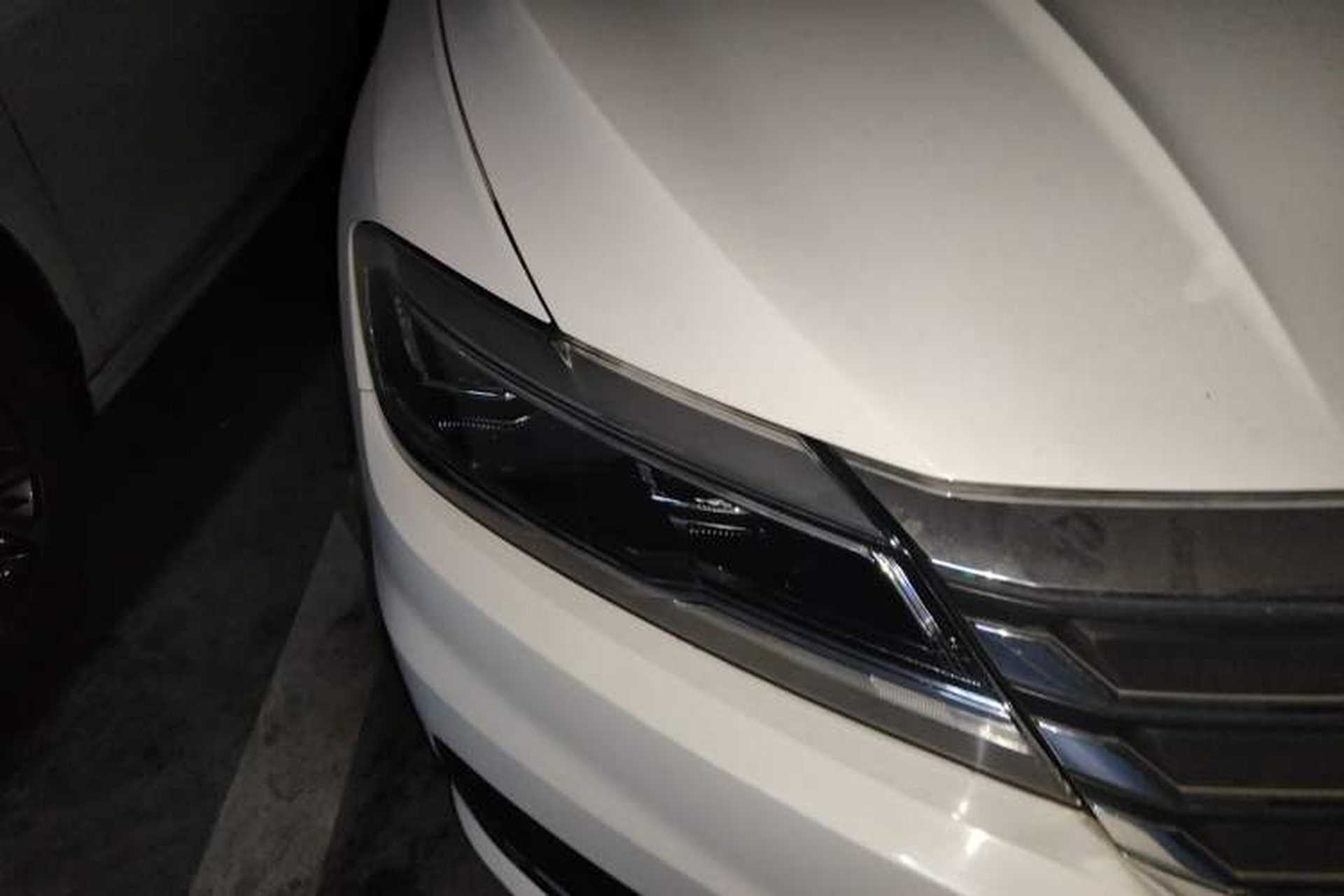 Used Volkswagen Lavida 2019 1.5L Automatic Vision Edition China VI Standard Right Front Headlight