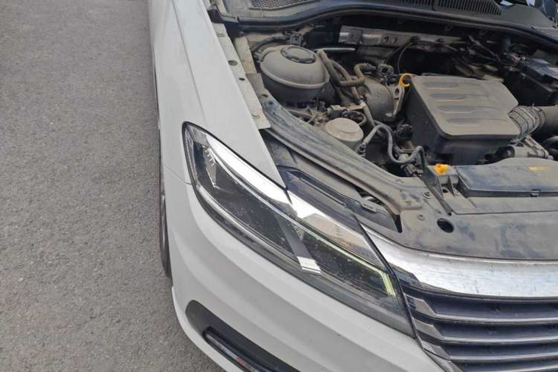 Used Volkswagen Lavida 2019 1.5L Automatic Comfort Edition China VI Standard Right Front Headlight